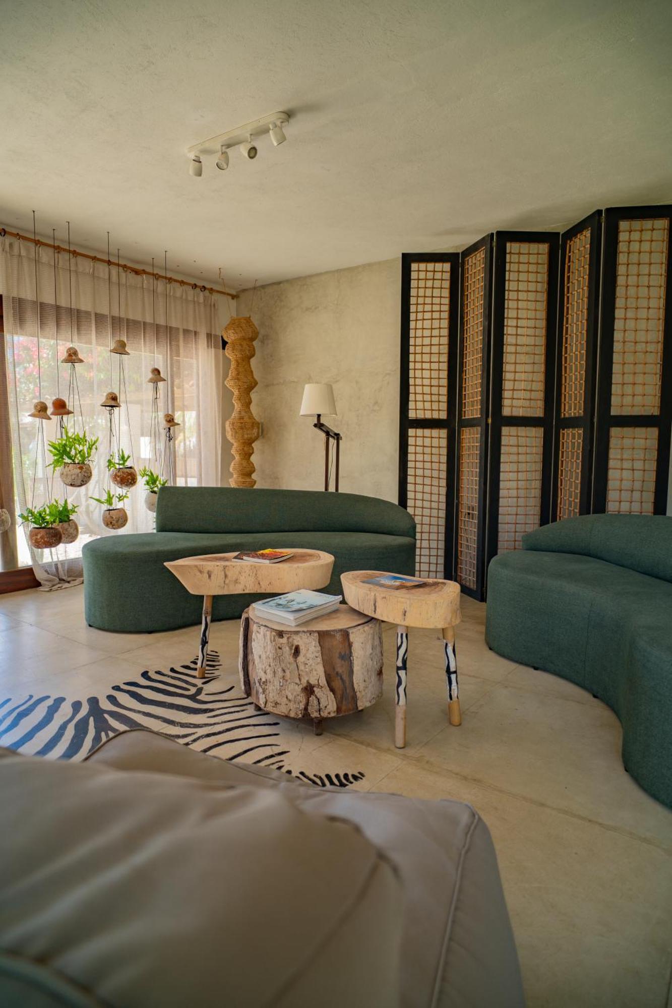 Zebra Boutique 4*